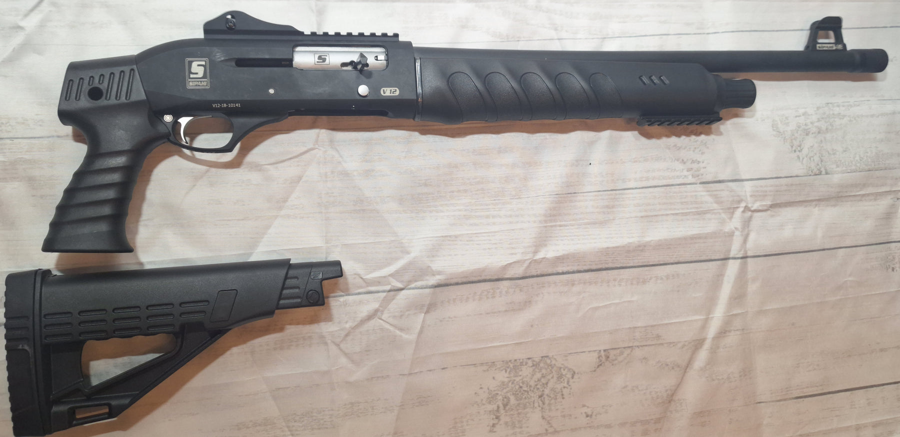 SIPAHI D12 Teleskopik Shotgun Stock and Forend with flash rail.